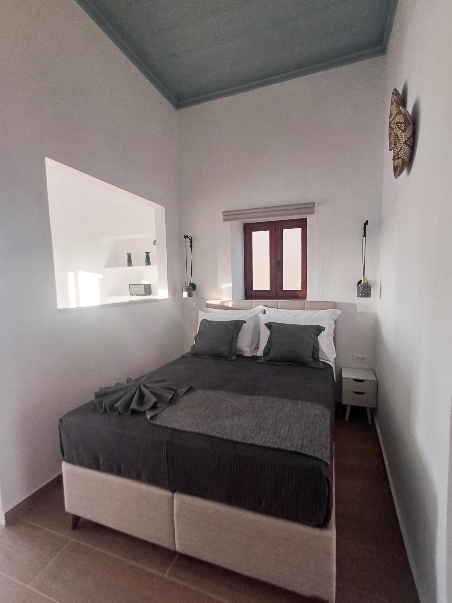 Appartement Duchess Harbour View à Symi Extérieur photo